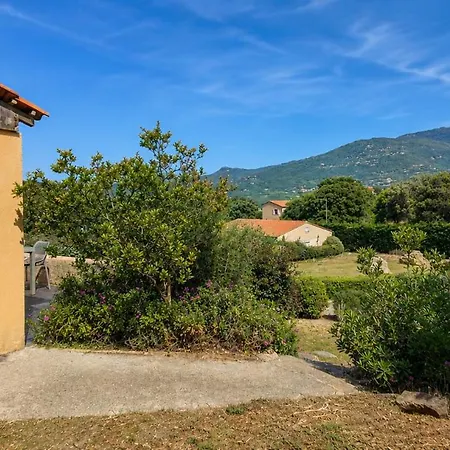 T2 Dolce & B3 Avec Piscine Apartment *