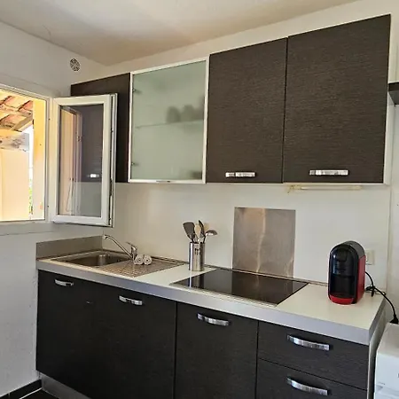 T2 Dolce & B3 Avec Piscine Apartmán