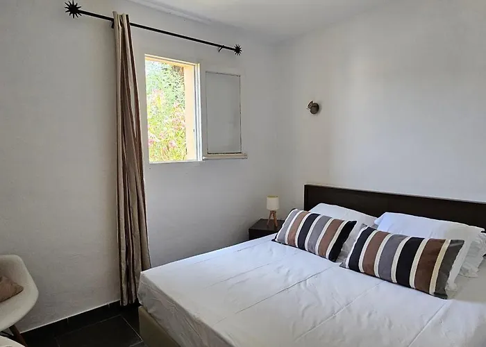 T2 Dolce & B3 Avec Piscine *